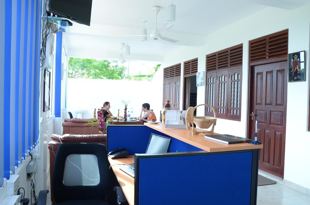 Otha Shy Airport Transit Hotel Katunayaka Εξωτερικό φωτογραφία