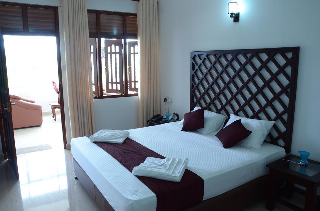 Otha Shy Airport Transit Hotel Katunayaka Δωμάτιο φωτογραφία