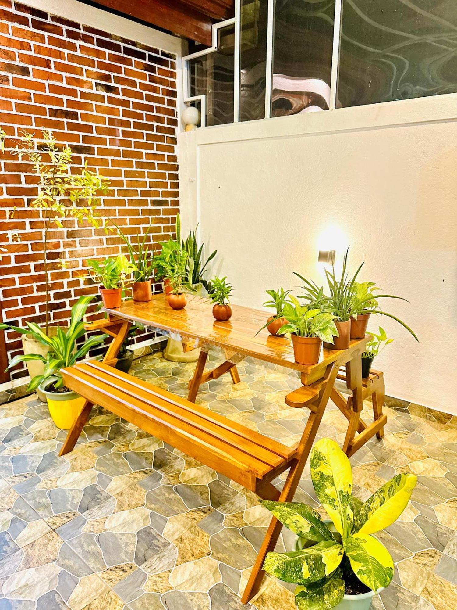 Otha Shy Airport Transit Hotel Katunayaka Εξωτερικό φωτογραφία