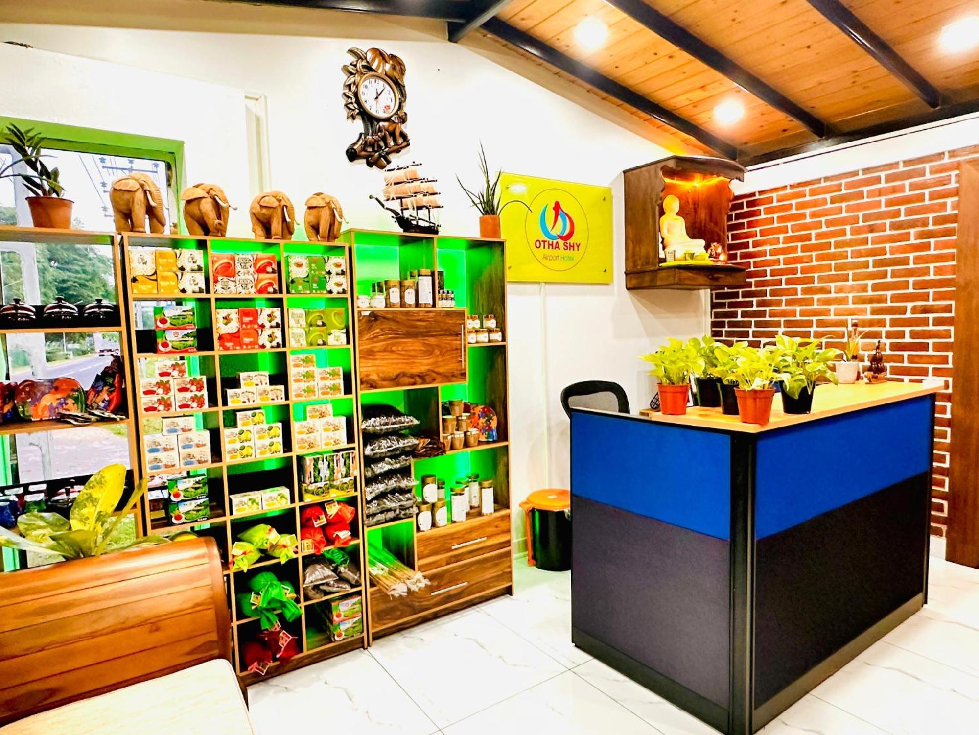 Otha Shy Airport Transit Hotel Katunayaka Εξωτερικό φωτογραφία