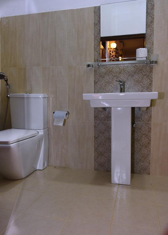 Otha Shy Airport Transit Hotel Katunayaka Εξωτερικό φωτογραφία