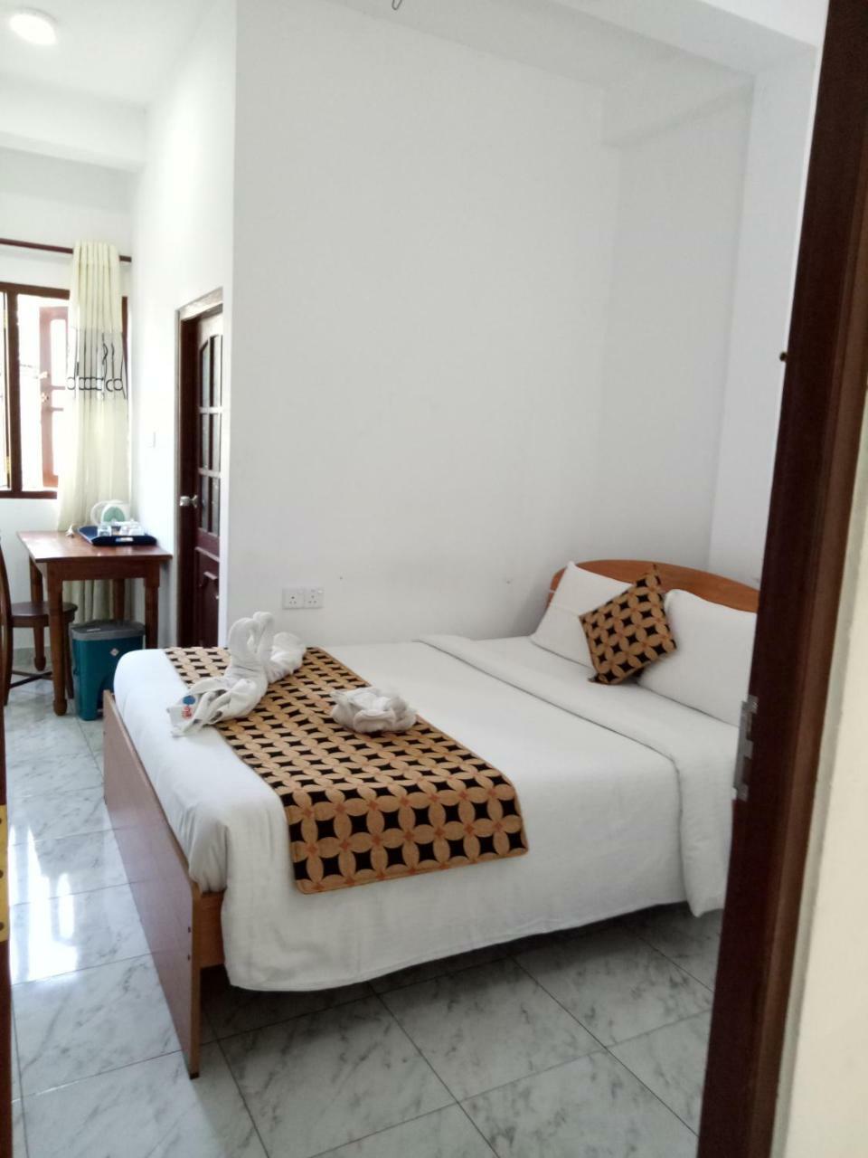 Otha Shy Airport Transit Hotel Katunayaka Εξωτερικό φωτογραφία