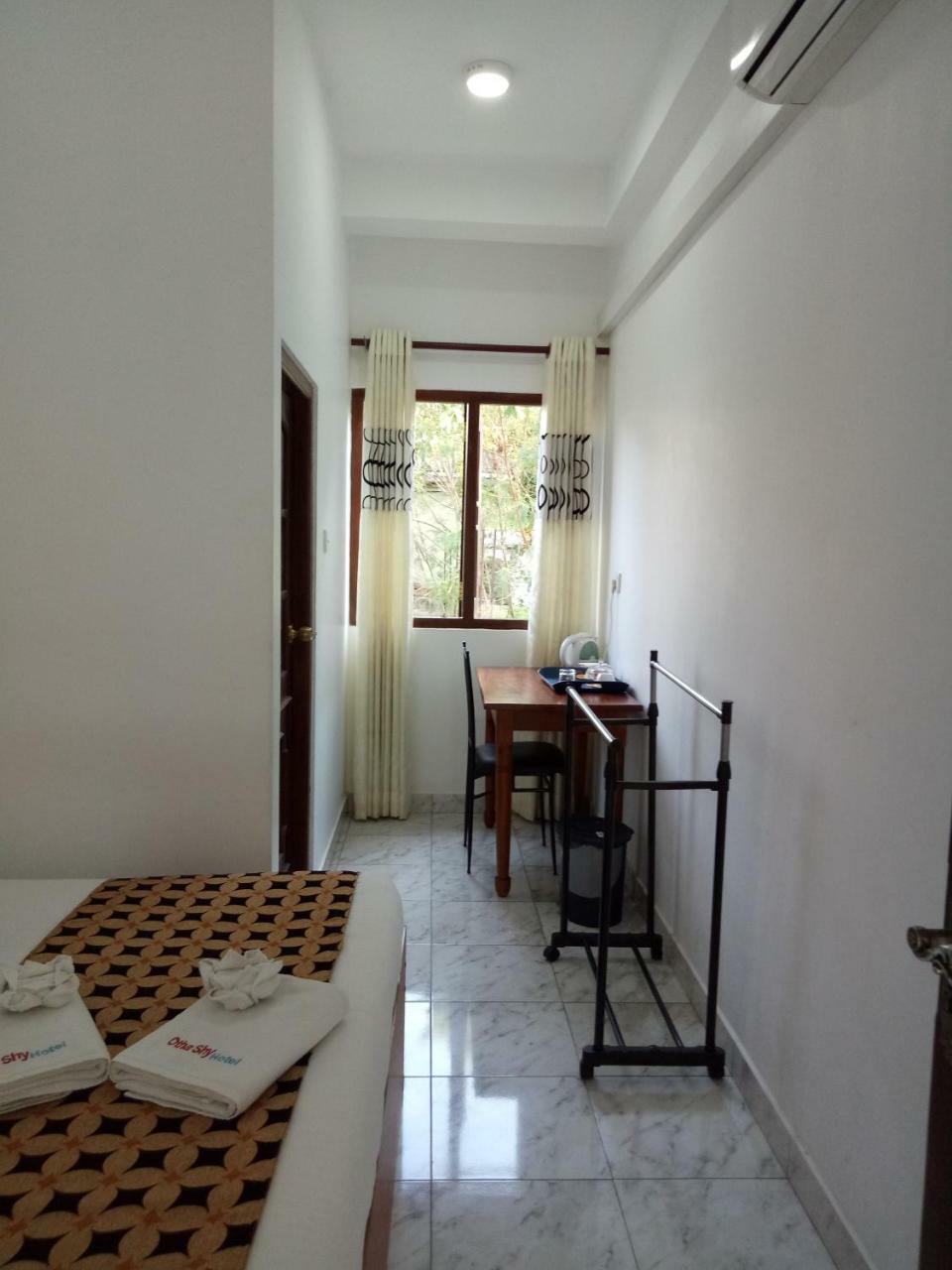 Otha Shy Airport Transit Hotel Katunayaka Εξωτερικό φωτογραφία